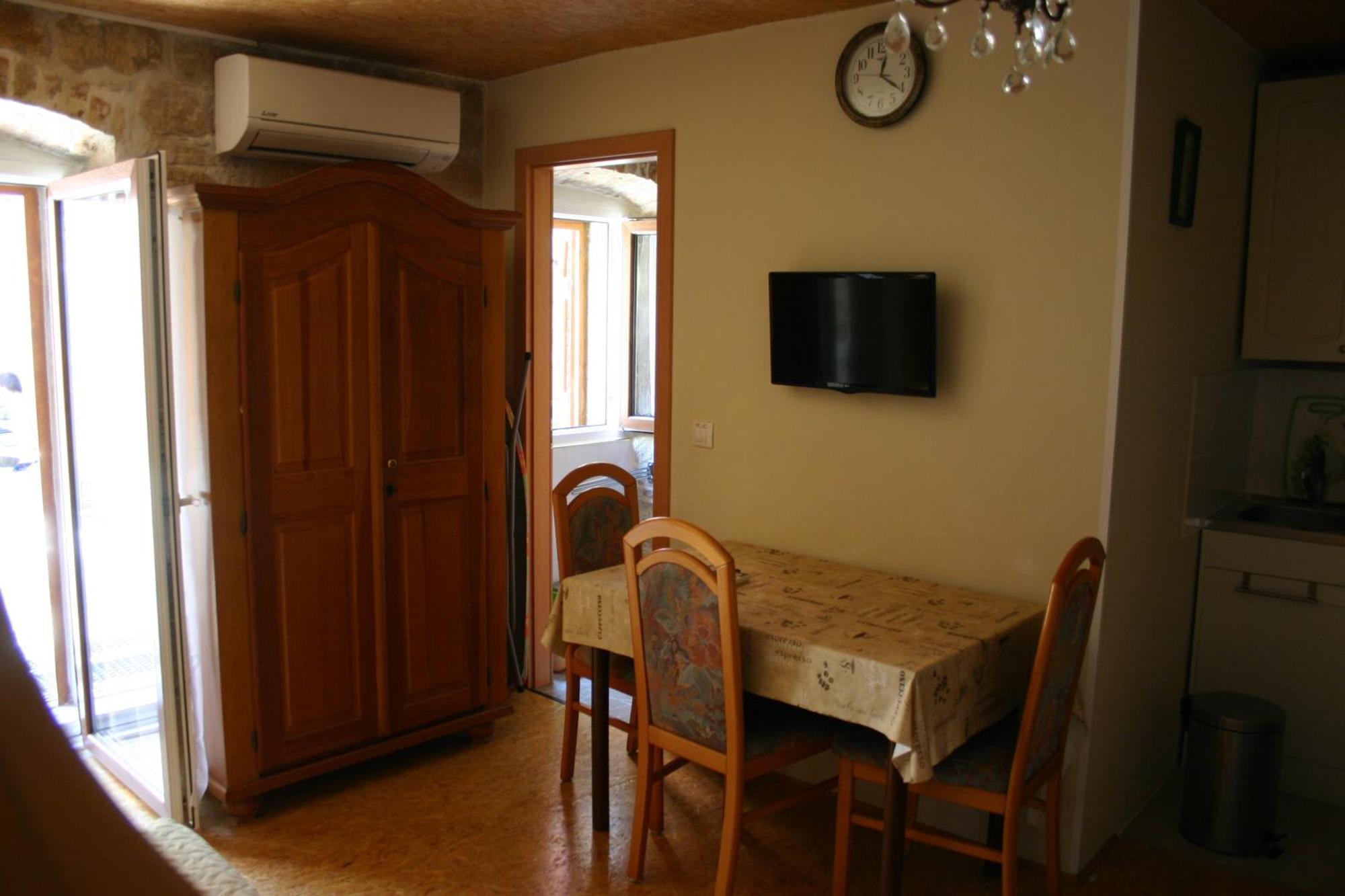 Studio Apartment La Maison De Catherine Rovinj Ngoại thất bức ảnh